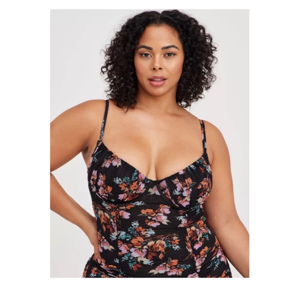 TORRID Ruched Mesh Chemise Flower Sprigs Size 4X - Picture 2 of 16